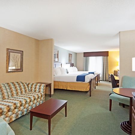 Holiday Inn Express And Suites Meriden, An Ihg Hotel Dış mekan fotoğraf