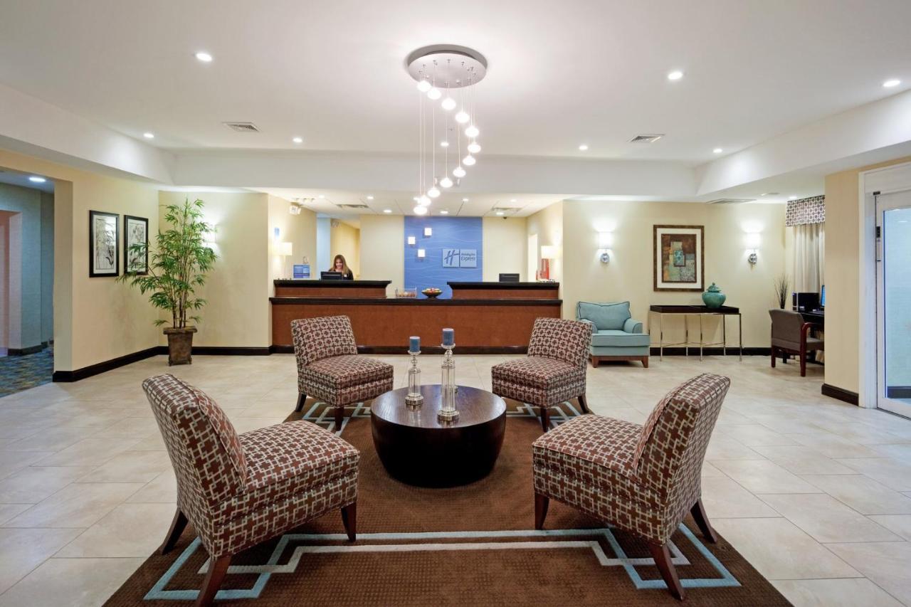 Holiday Inn Express And Suites Meriden By Ihg Dış mekan fotoğraf