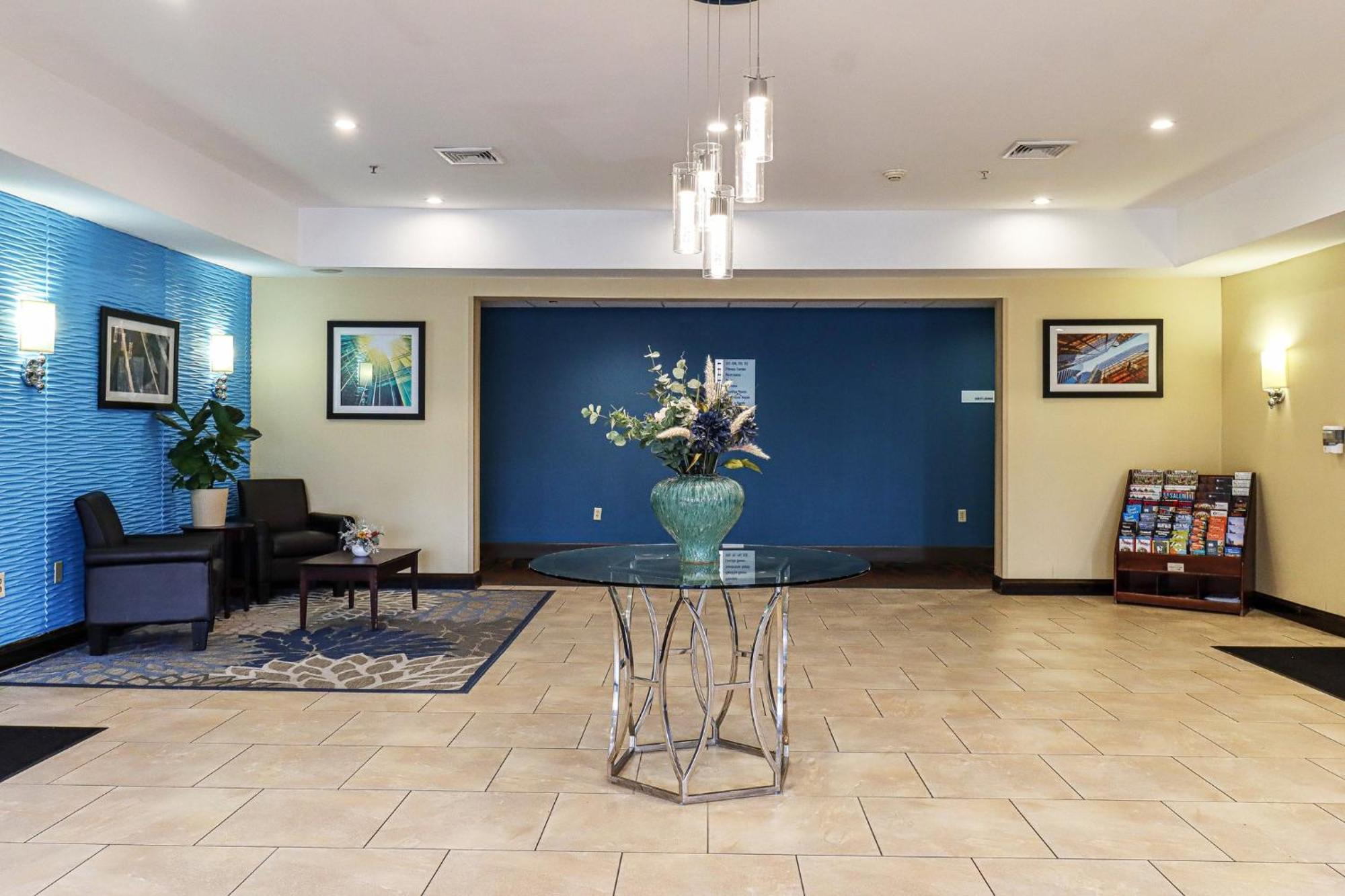 Holiday Inn Express And Suites Meriden By Ihg Dış mekan fotoğraf