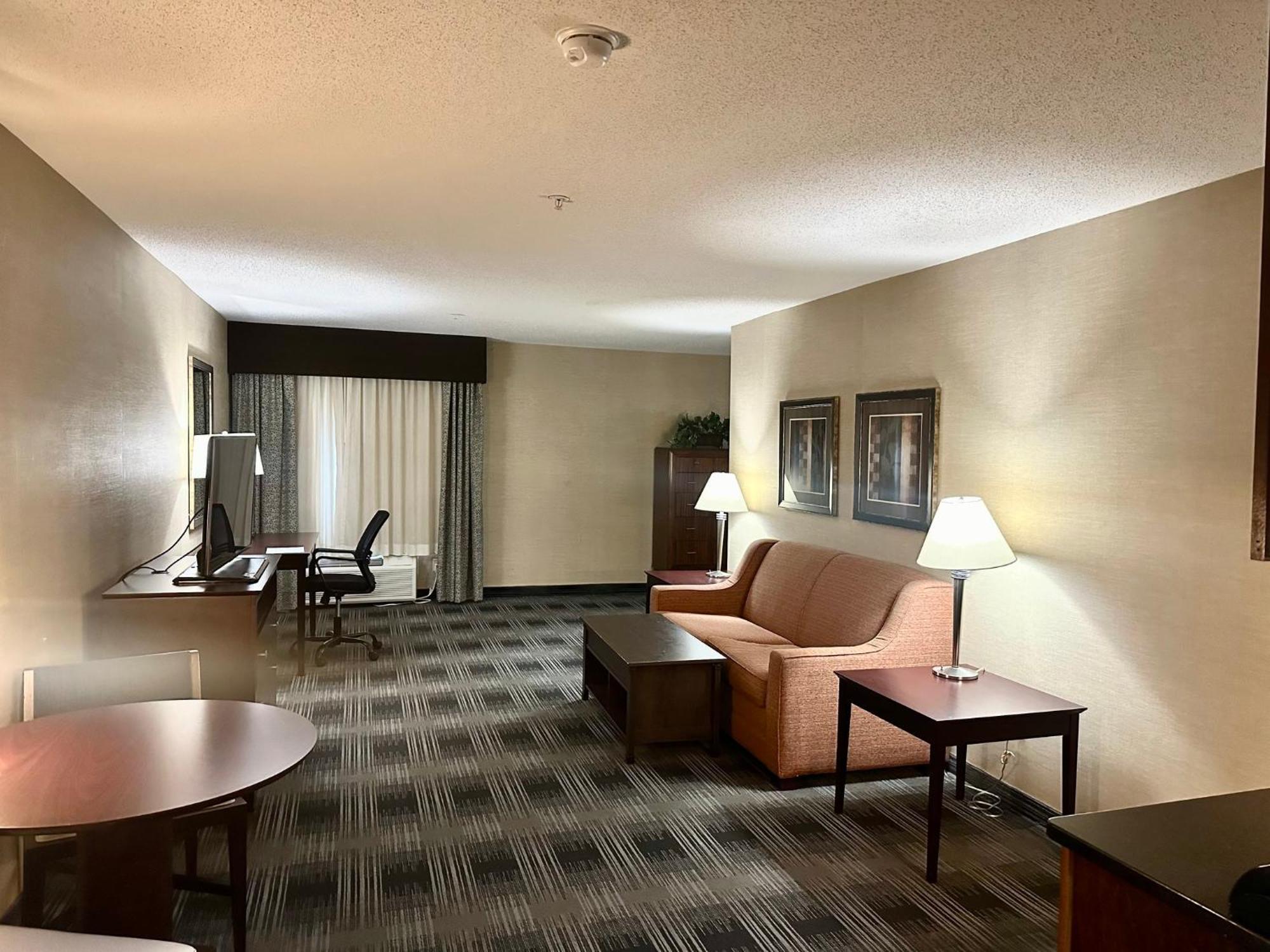Holiday Inn Express And Suites Meriden By Ihg Dış mekan fotoğraf